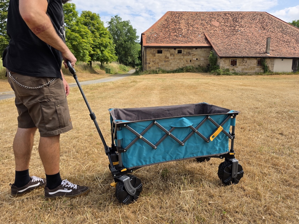 uquip Buddy 2.0 Bollerwagen aufgebaut